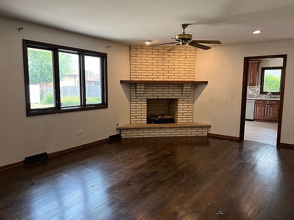 5th image of 15535 Hollyhock Ct