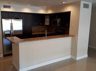 7274 Bedlington Rd, Miami Lakes, FL 33014