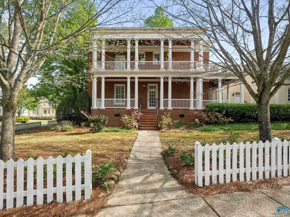 36 Ledge View Dr SE, Huntsville, AL 35802