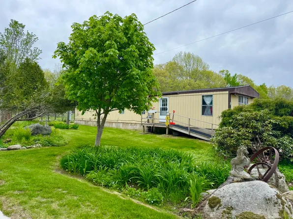 678 Mines Road, Sedgwick, ME 04676