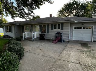 211 N 1st St, Plainview, NE 68769