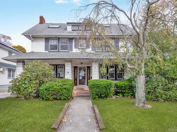 73 Peterson Place, Lynbrook, NY 11563