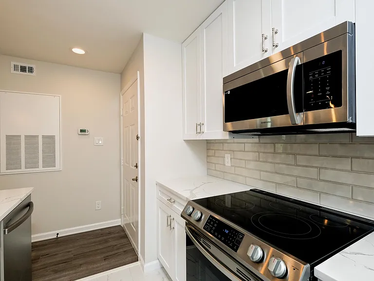 2227-3315 Wyndham Cir #2227 — Photo 14