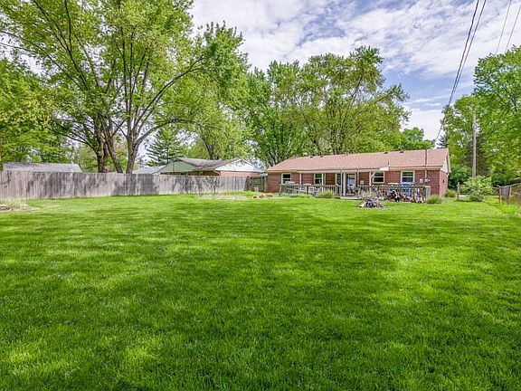 5th image of 8507 Elmway Dr