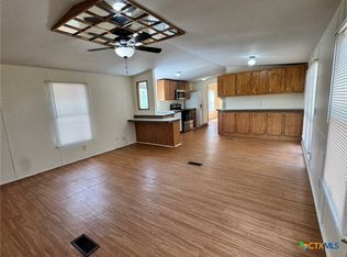 1111 Olmos Rd #1111, Seguin, TX 78155