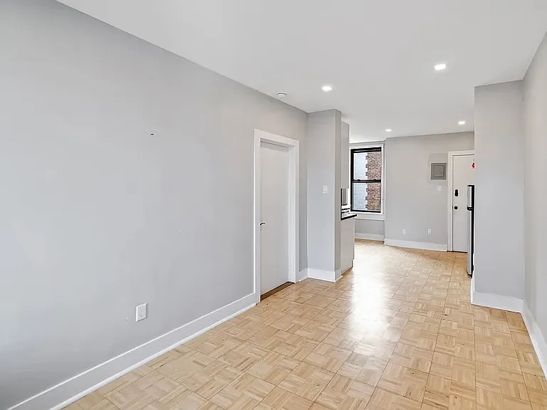 3008 Avenue K #2F — Photo 6