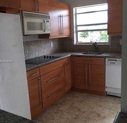 4th image of 7891 Sunrise Lakes Dr N APT 303