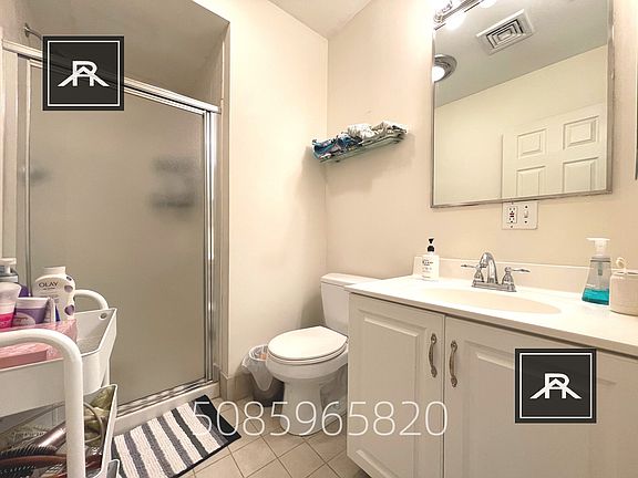 4th image of 6 Davis Ave #3B