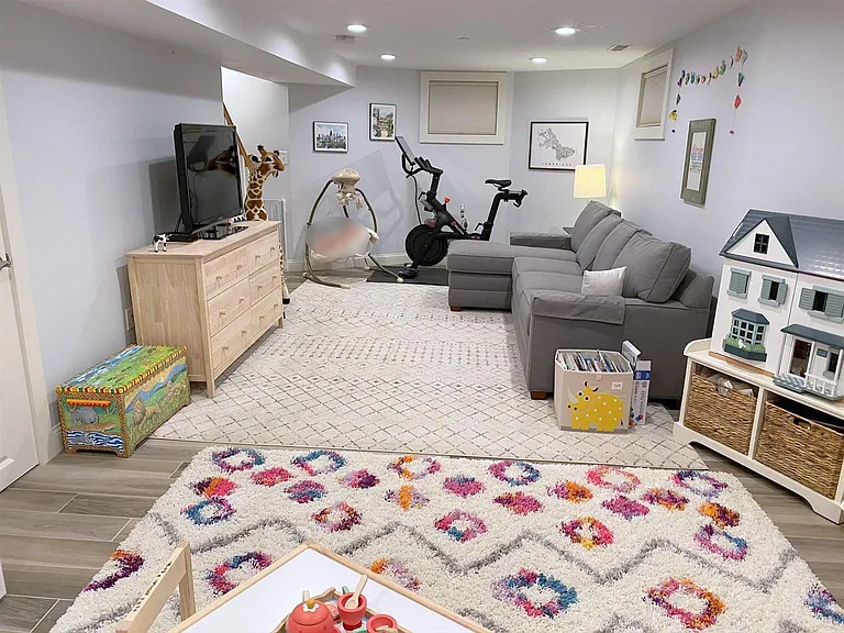 29 Cameron Ave #B — Photo 18