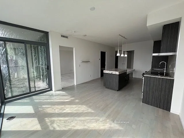 X2 Condominiums — Photo 3