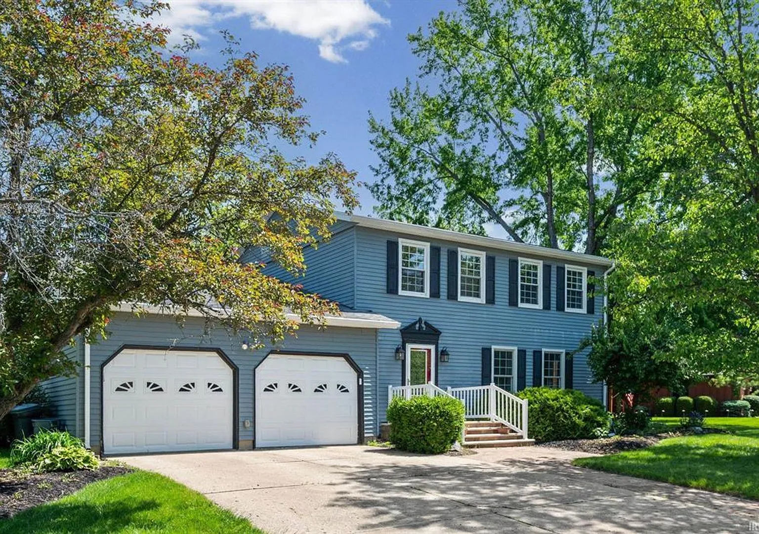 4 Br Home In Bar Barry Heights — Photo 1