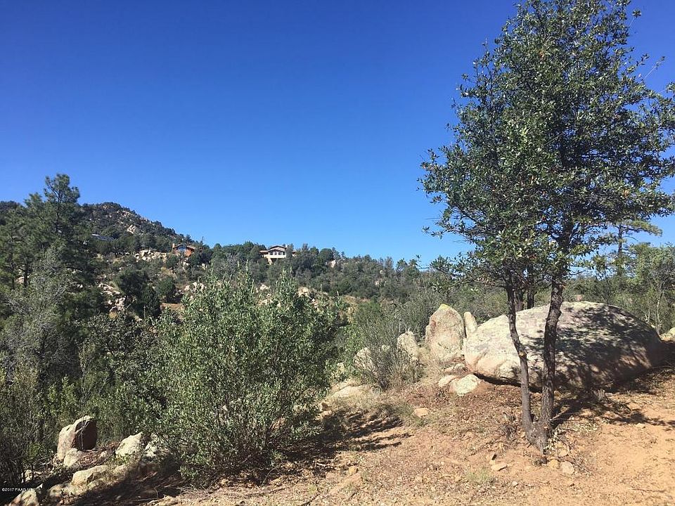 1st image of 525 Lodge Trail Cir