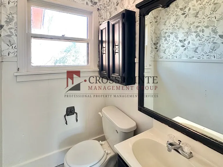 1107 Dogwood St — Photo 10