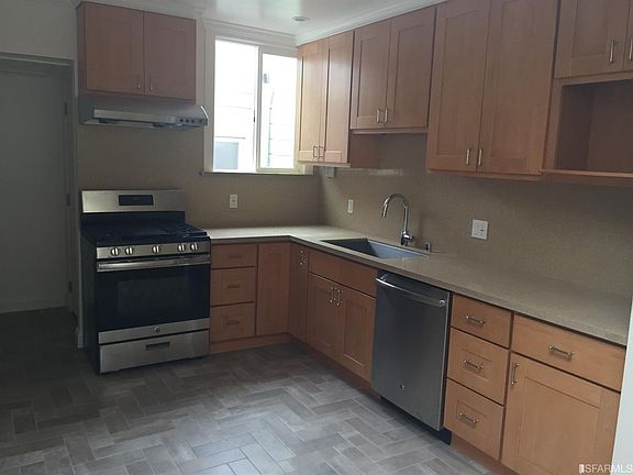3rd image of 2430 16th Ave