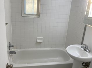 742 Brandywine St SE APT 102, Washington, DC 20032