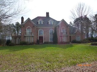 206 Acacia Cres, Lexington, NC 27292