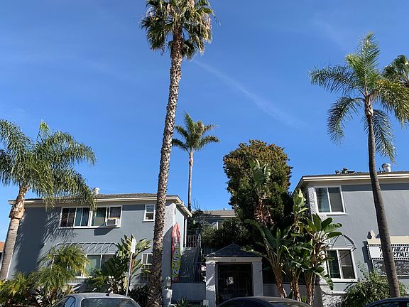 3rd image of 3949 Kansas St APT 23