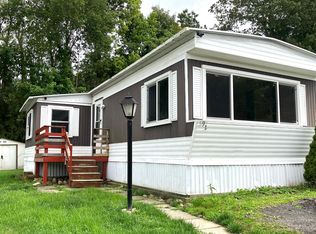 597 Falls Church Rd, Imperial, PA 15126