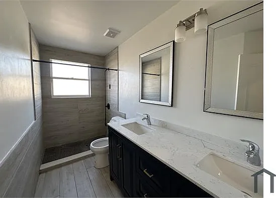 124 Canterbury Pl — Photo 22