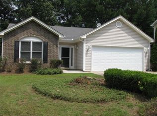 555 Heathgate Dr, Lawrenceville, GA 30044