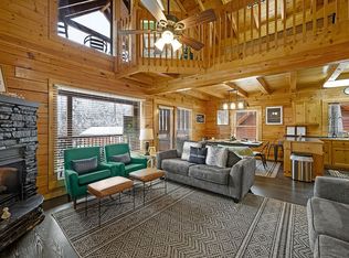 616 Cherry Blossom Way, Pigeon Forge, TN 37863