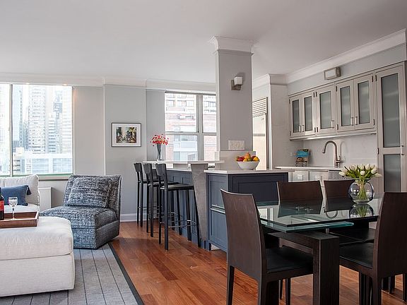 2nd image of 21 S End Ave #Penthouse 1q