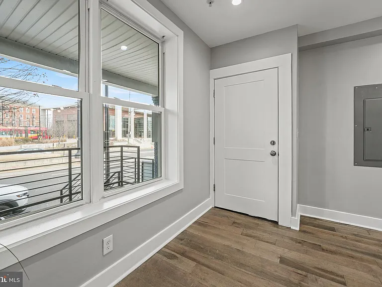 2419 Benning Rd NE — Photo 19