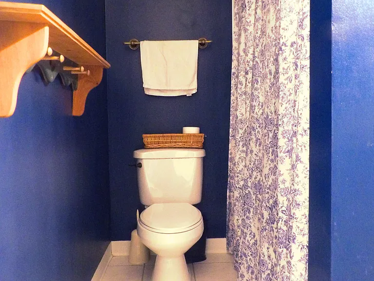 707 Timber Ln — Photo 11