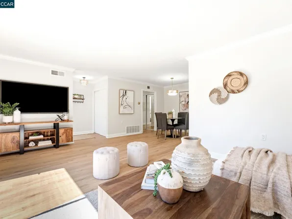 1109 Golden Rain Rd APT 3, Walnut Creek, CA 94595