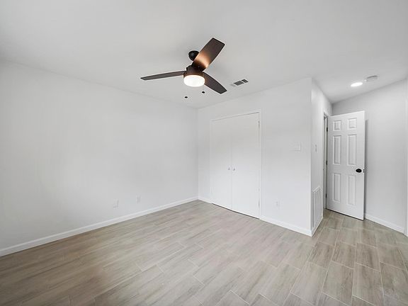 5th image of 1609 Elmview Dr APT 8