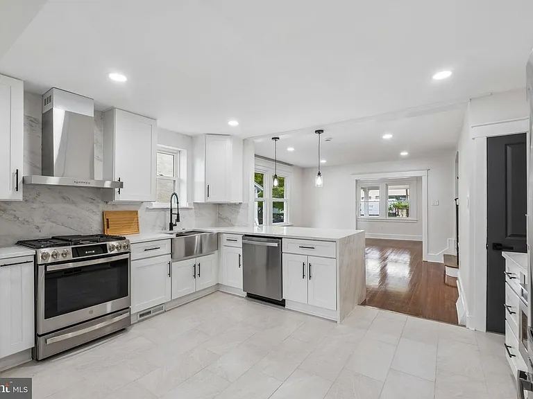 114 Conestoga Rd — Photo 28