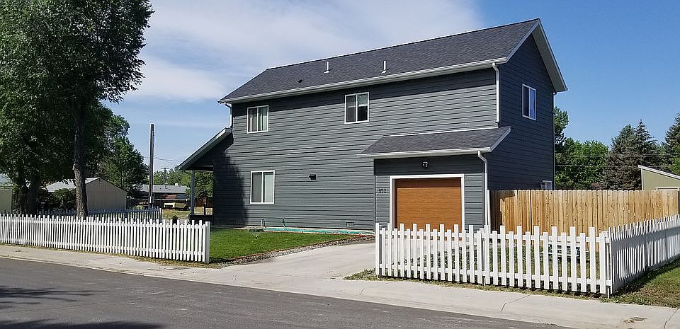 1st image of 802 N 1st St
