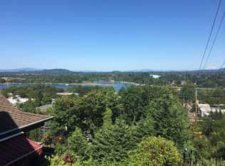7152A SW Laview Dr, Portland, OR 97219
