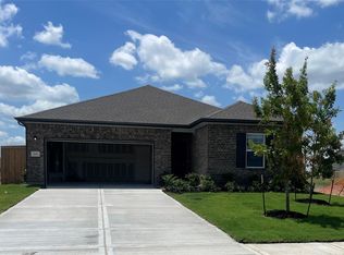 3118 Tanzanite Chase Dr, Angleton, TX 77515