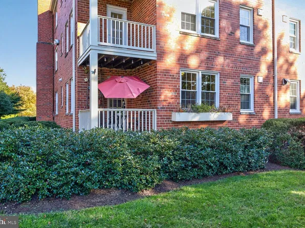 1306 Belle View Blvd APT A2, Alexandria, VA 22307