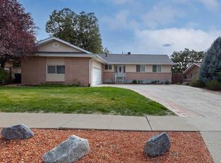 2268 E Suada Dr, Holladay, UT 84124