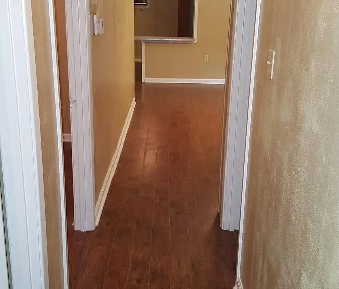 804 Fairmont Ln — Photo 11