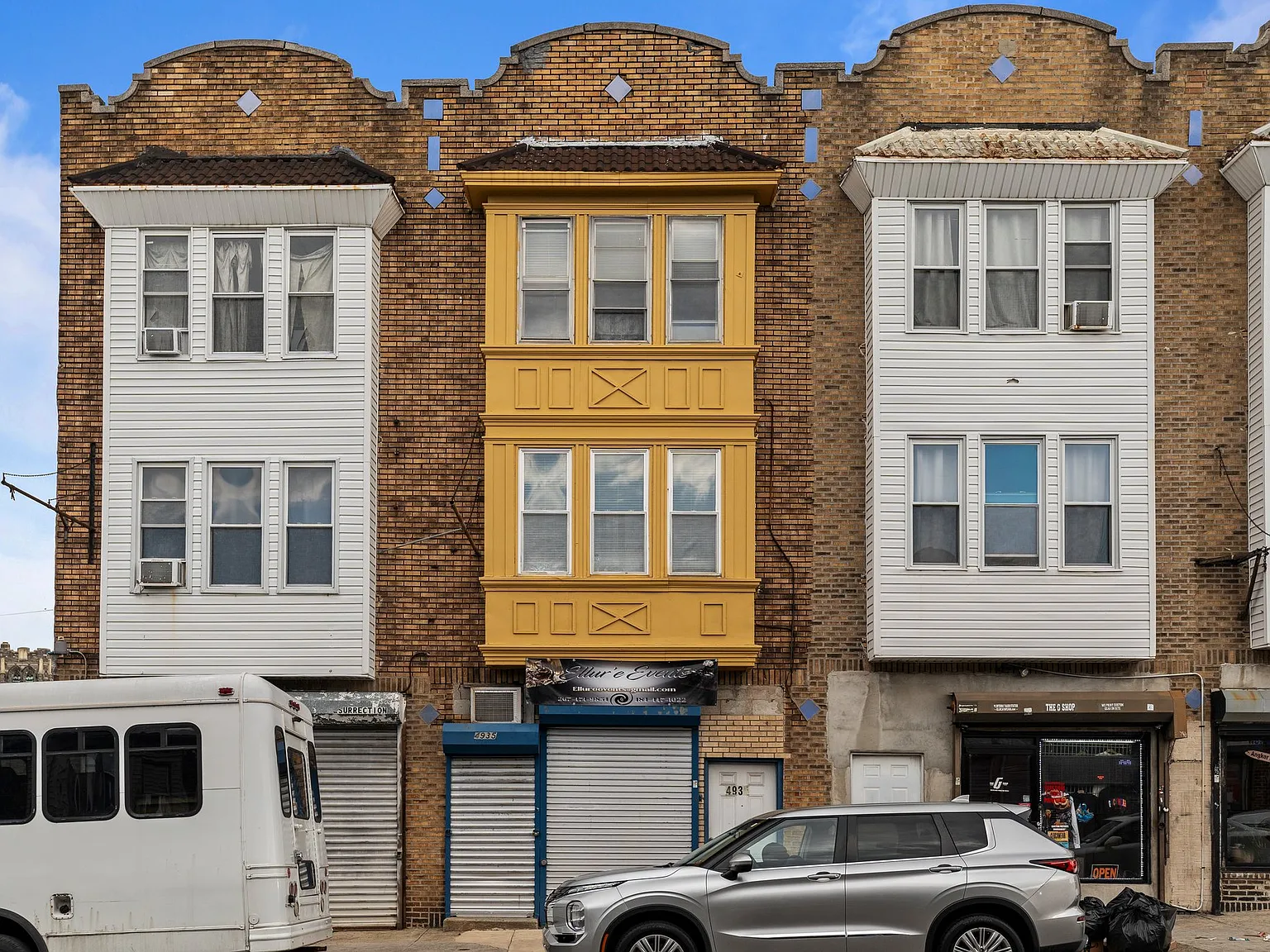 2 bed, 900 sqft, $1,000 — Photo 1