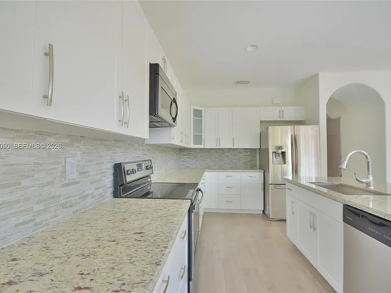 4534 NW 94th Pl — Photo 15