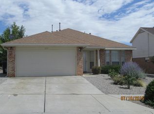 8027 Amy Ave NW, Albuquerque, NM 87120