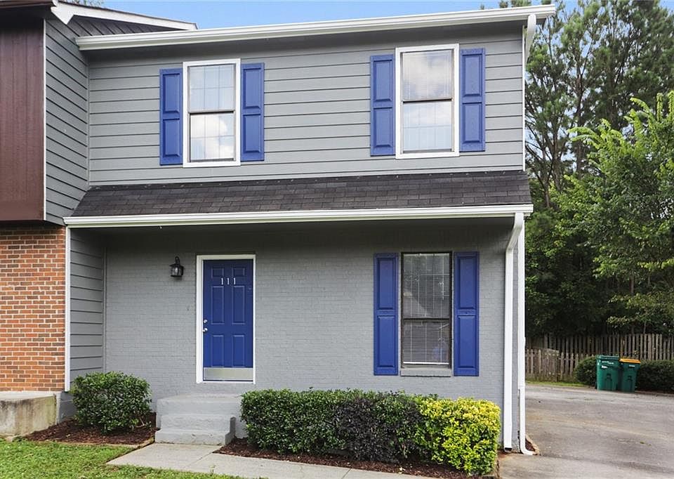 1st image of 111 Woodberry Ct