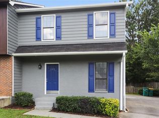 111 Woodberry Ct, Woodstock, GA 30188
