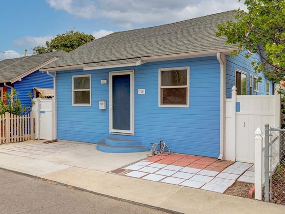 1st image of 716 Pacific Ln