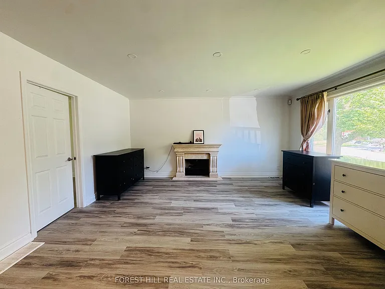 174 McKee Ave — Photo 3