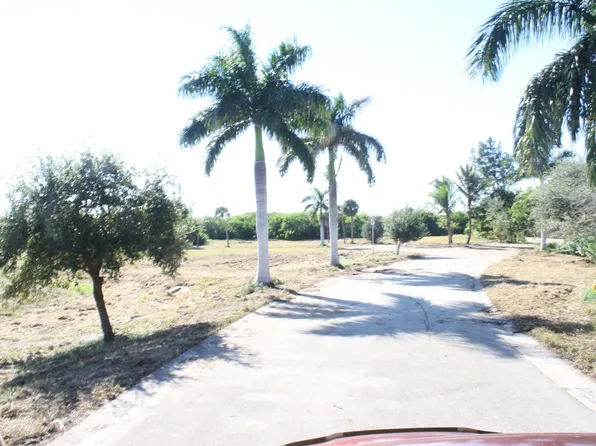 2365 Pelican Bay Ln, Vero Beach, FL 32963