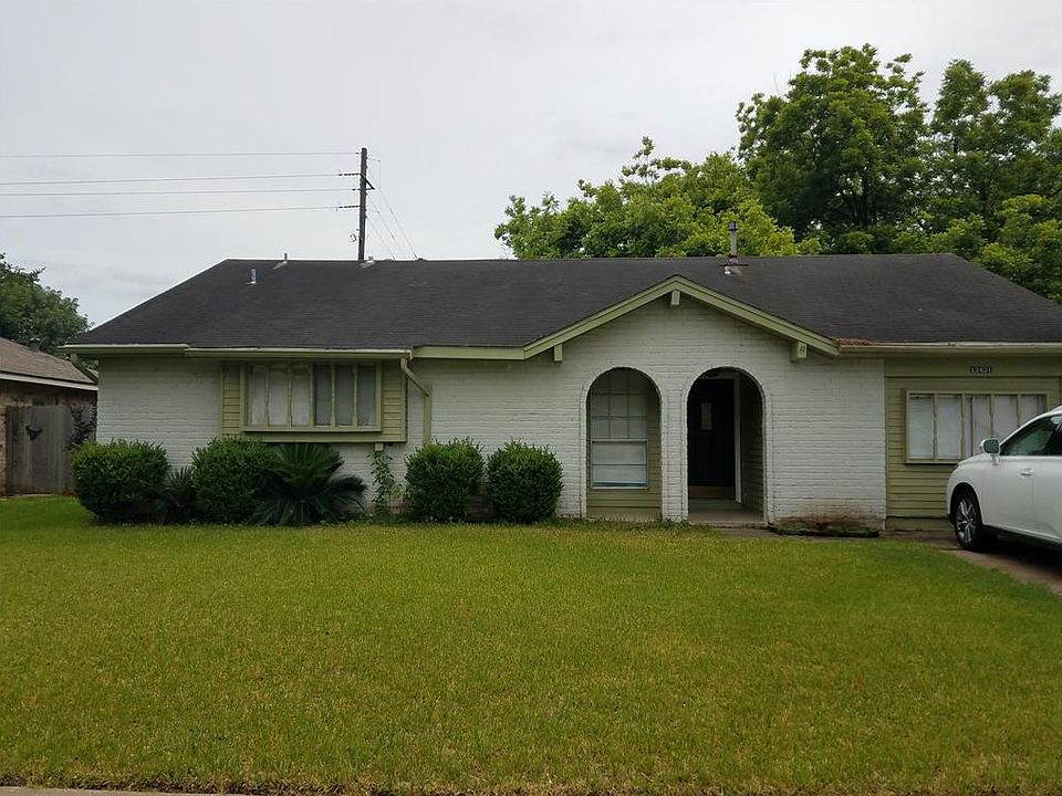 1st image of 13431 Greenway Dr