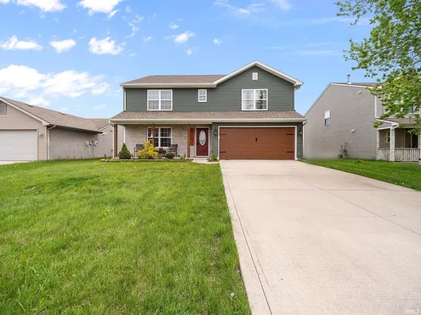 1824 Black Bear Dr, Fort Wayne, IN 46808