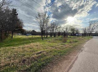 504 Tarbutton St, Troup, TX 75789