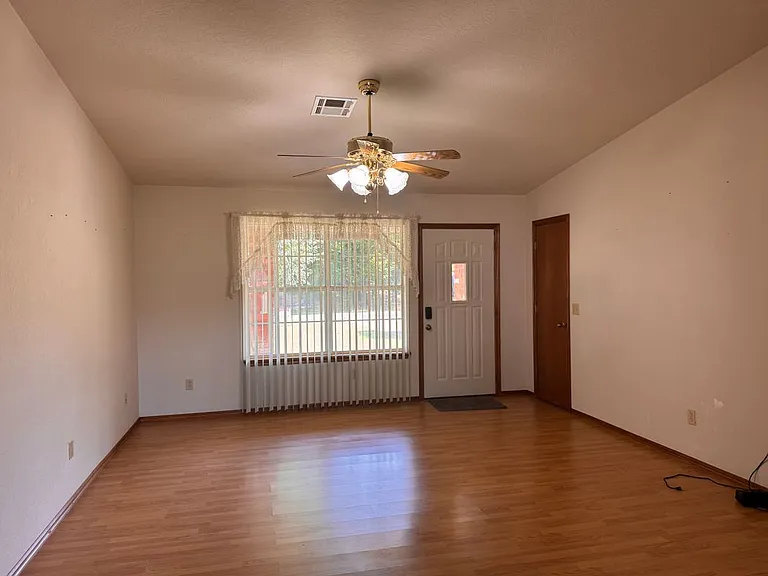 309 Oliver St — Photo 12