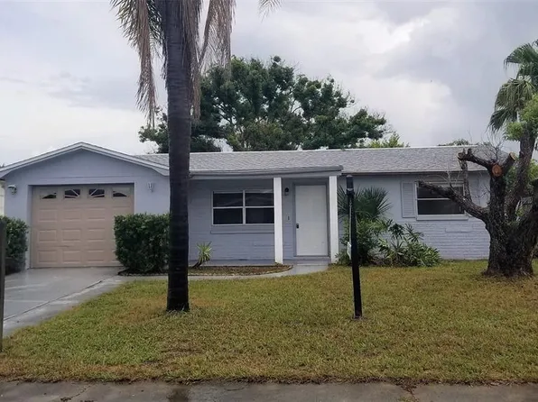 3055 Primrose Dr, Holiday, FL 34691
